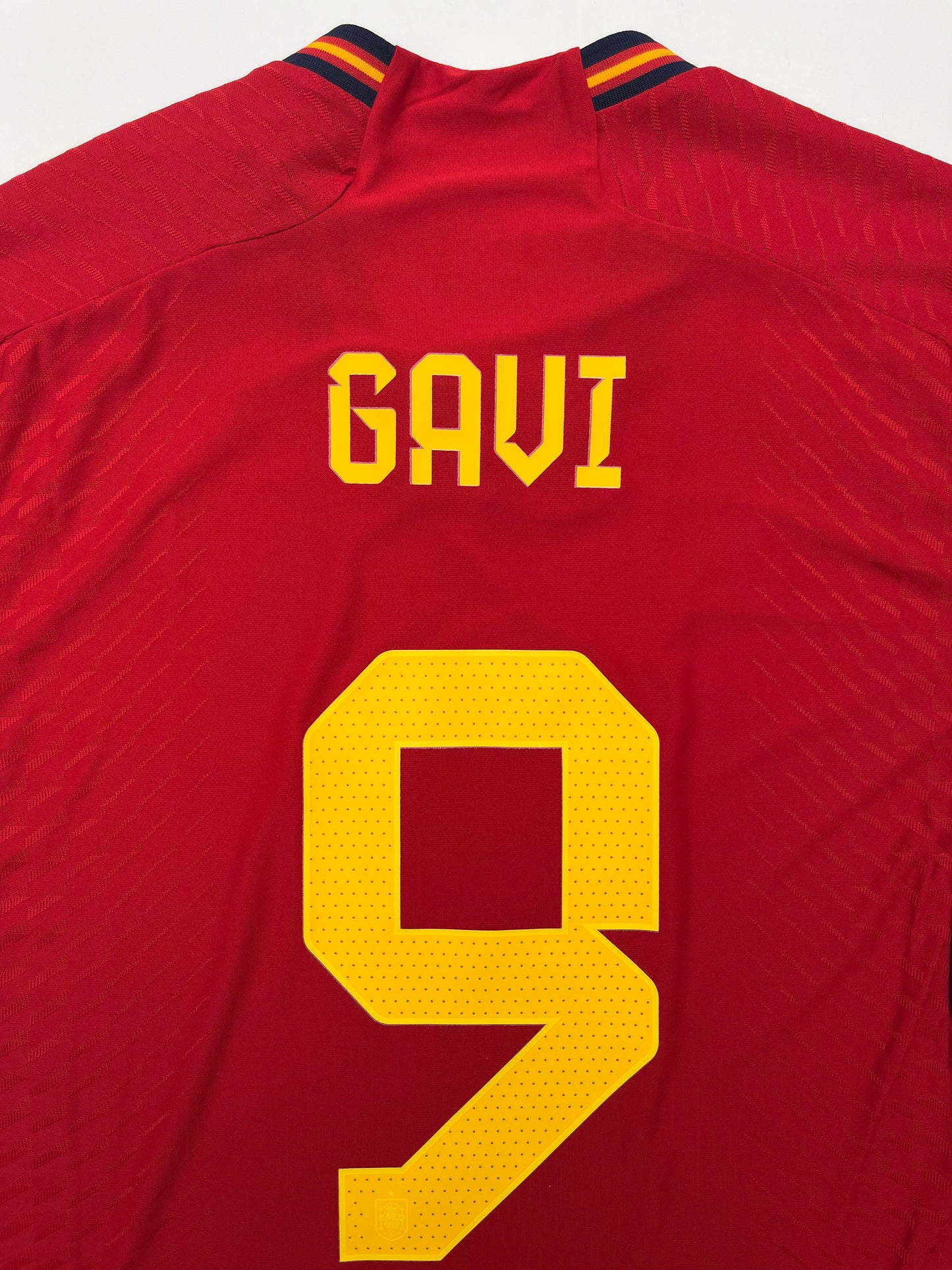 Jersey España Local 2022 2023 Versión Jugador Gavi (L)