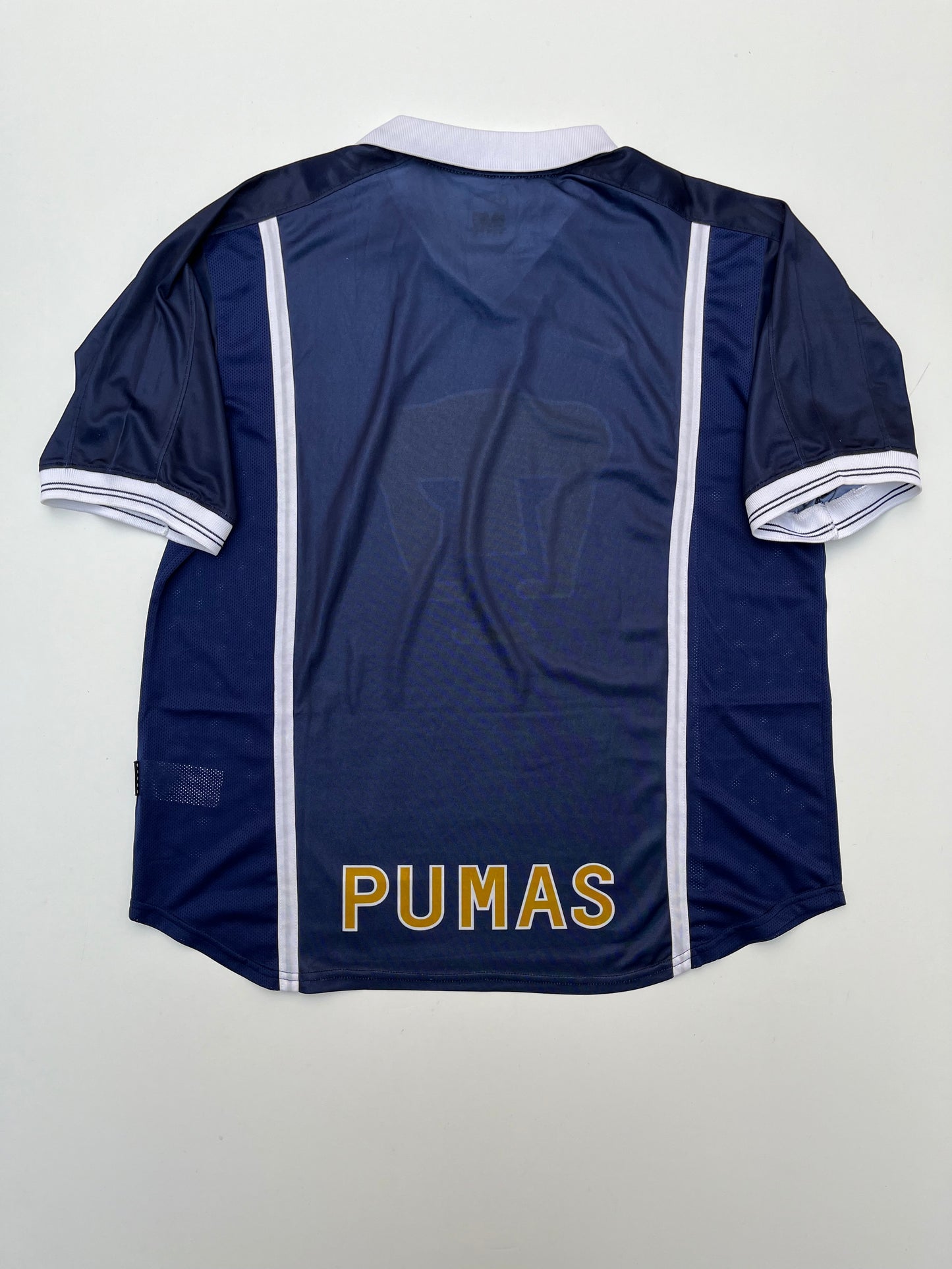 Jersey Pumas Local 1999 2000 Autografiado (XL)