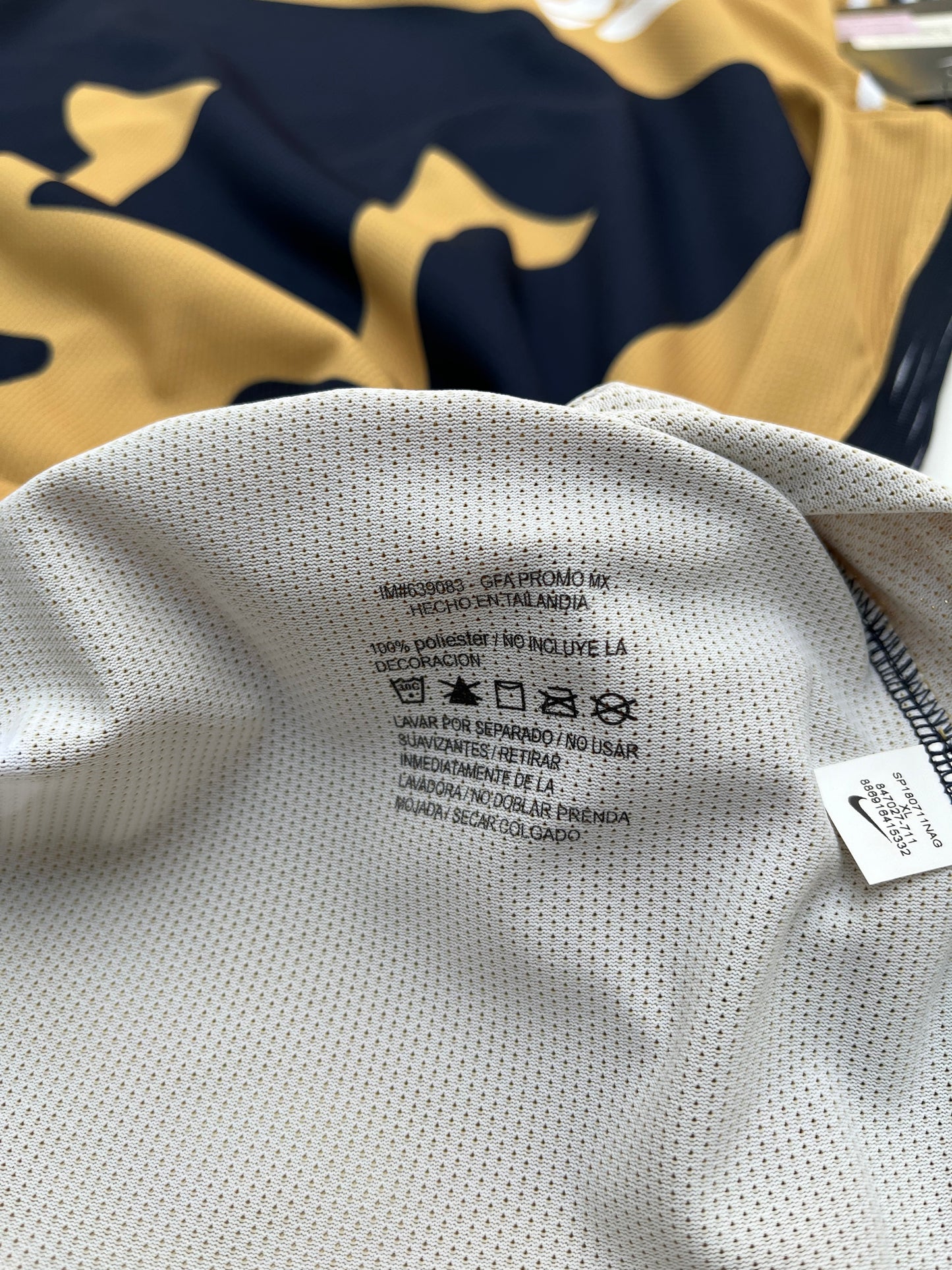 Jersey Pumas Tercera 2017 2018 Versión Utilería (XL)