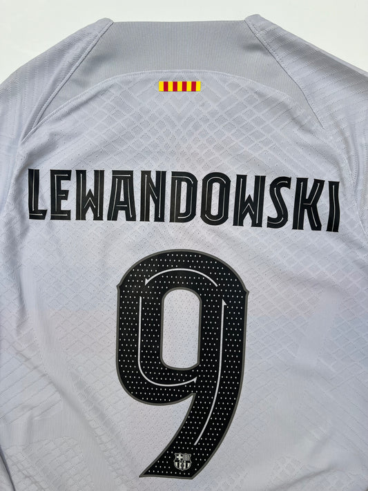 Jersey Barcelona Tercera 2022 2023 Versión Utilería Robert Lewandowski (M)