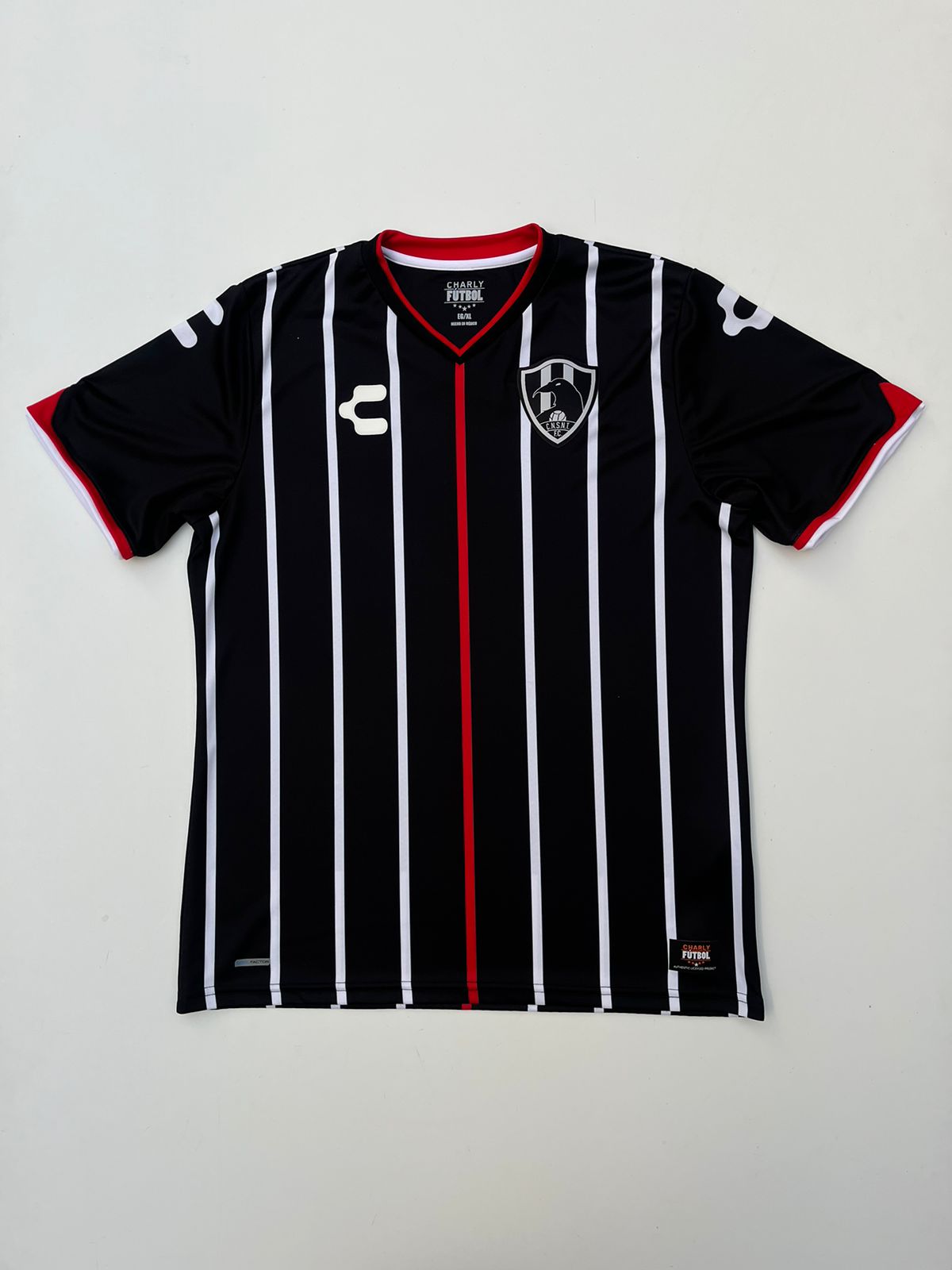 Jersey Club de Cuervos (XL)