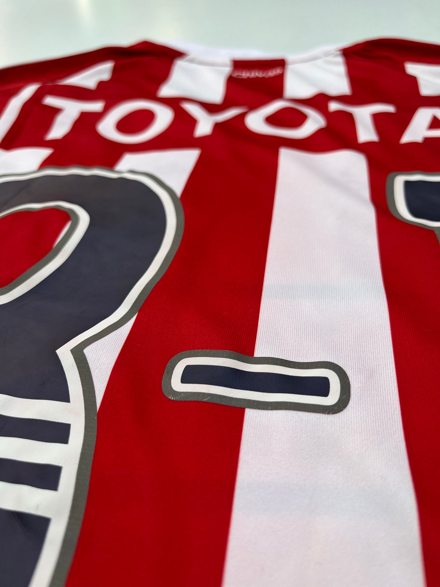 Jersey Chivas Local Conmemorativa Foliada 35/50 2011 2012 (S)