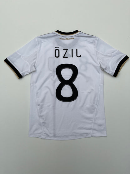 Jersey Alemania Local 2010 2011 Mesut Özil (L niño)