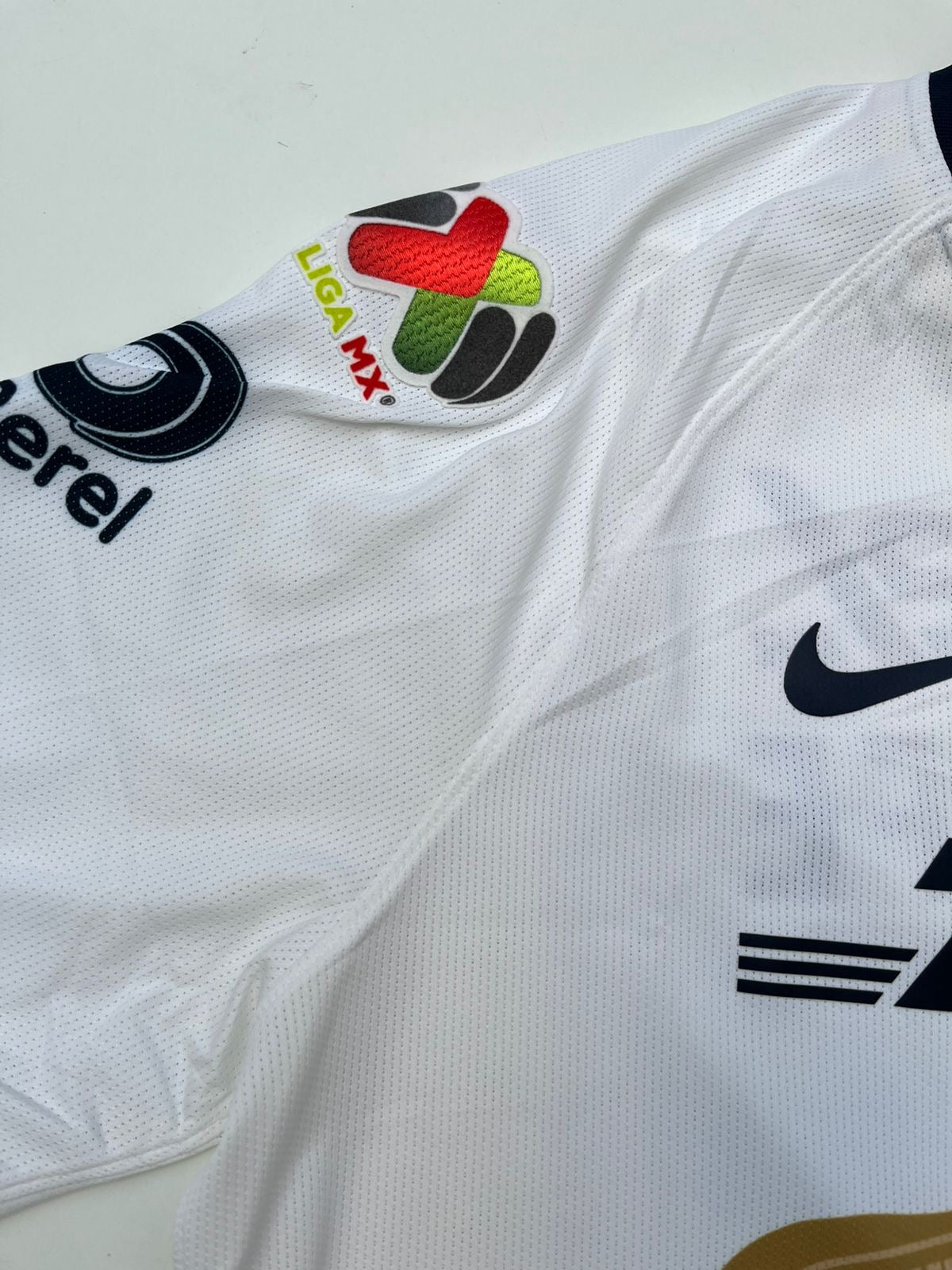 Jersey Pumas Local 2018 2019 Versión Jugador (L)