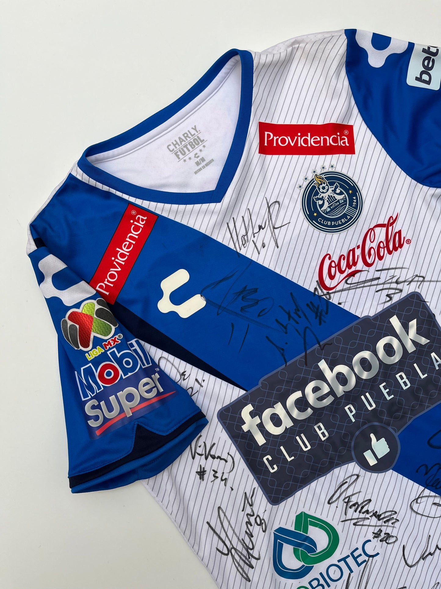 Jersey Puebla Local 2017 2018 Utilería Lucas Cavallini Autografiado (M)