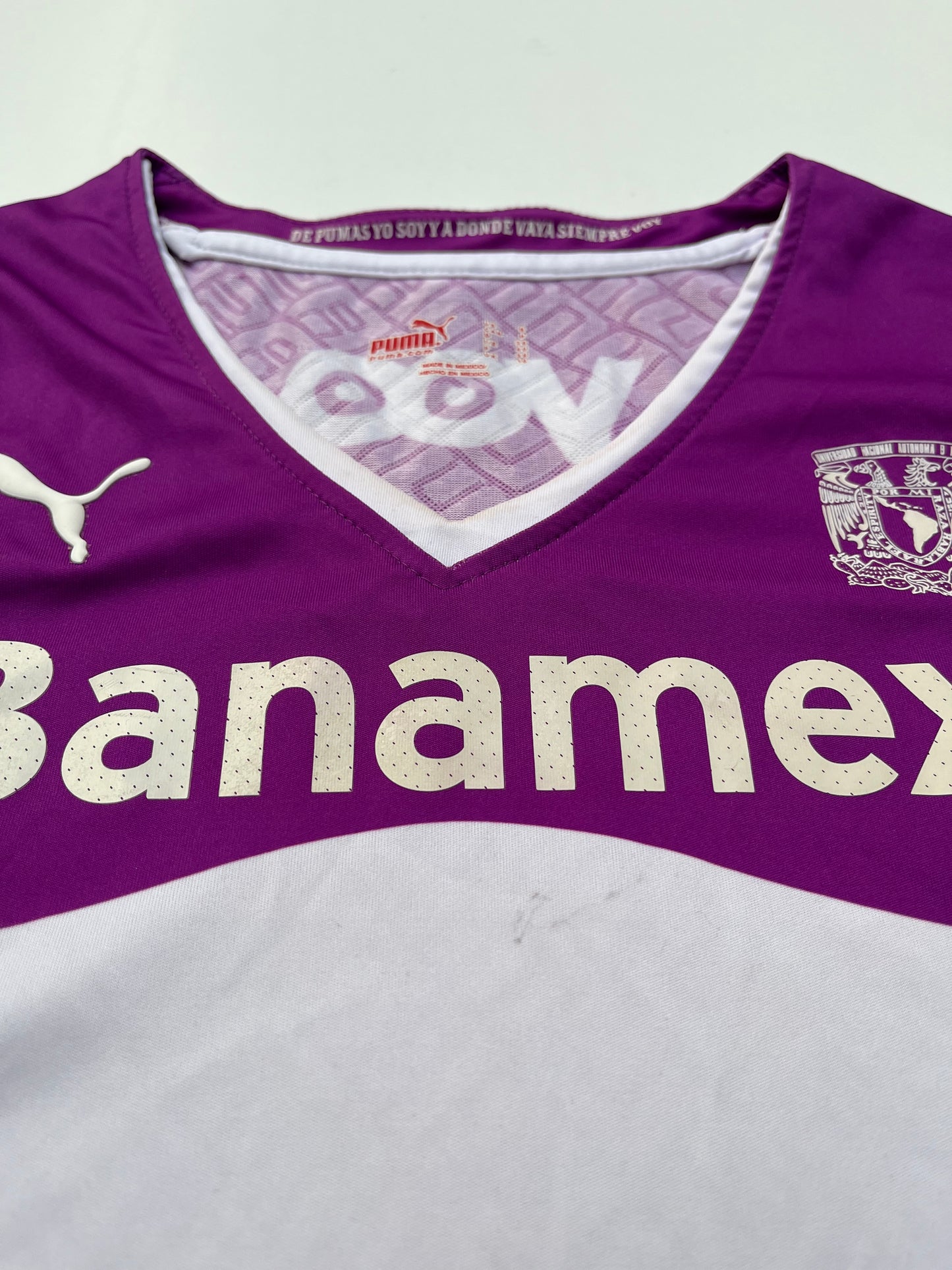 Jersey Pumas Especial Contra Cáncer de Mama 2011 (S Mujer)