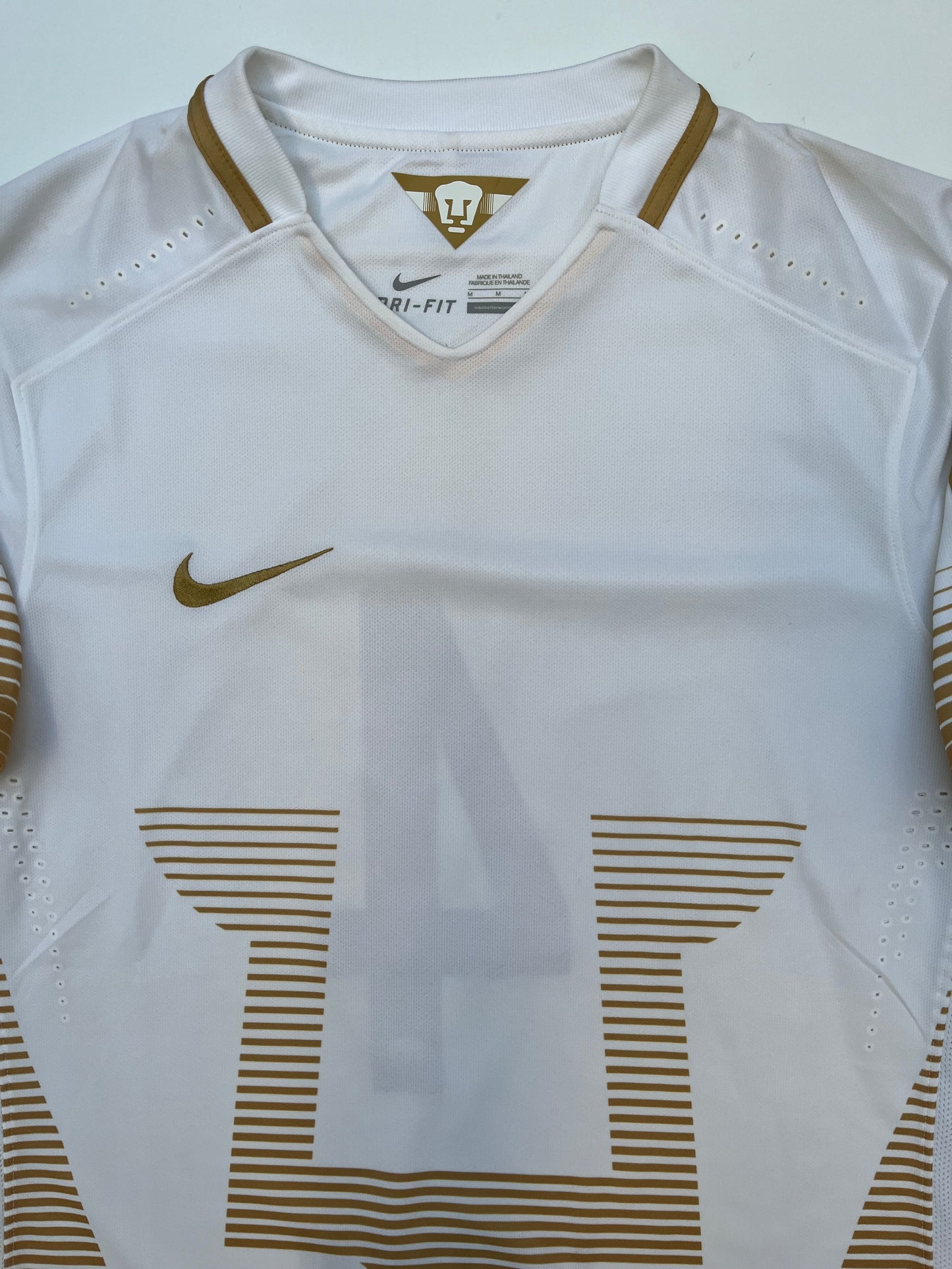 Jersey Pumas Visita 2015 2016 Versión Jugador Darío Verón (M)