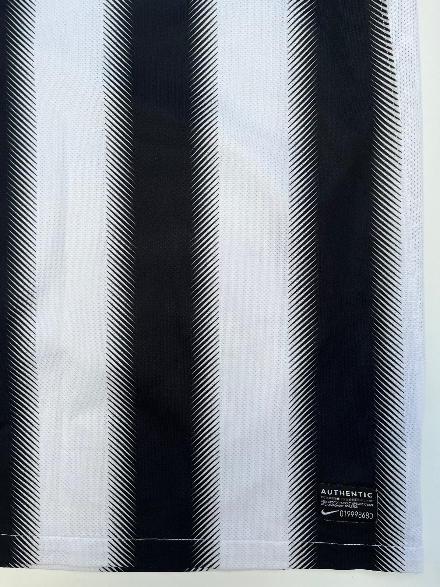 Jersey Juventus Local 2011 2012 (S)