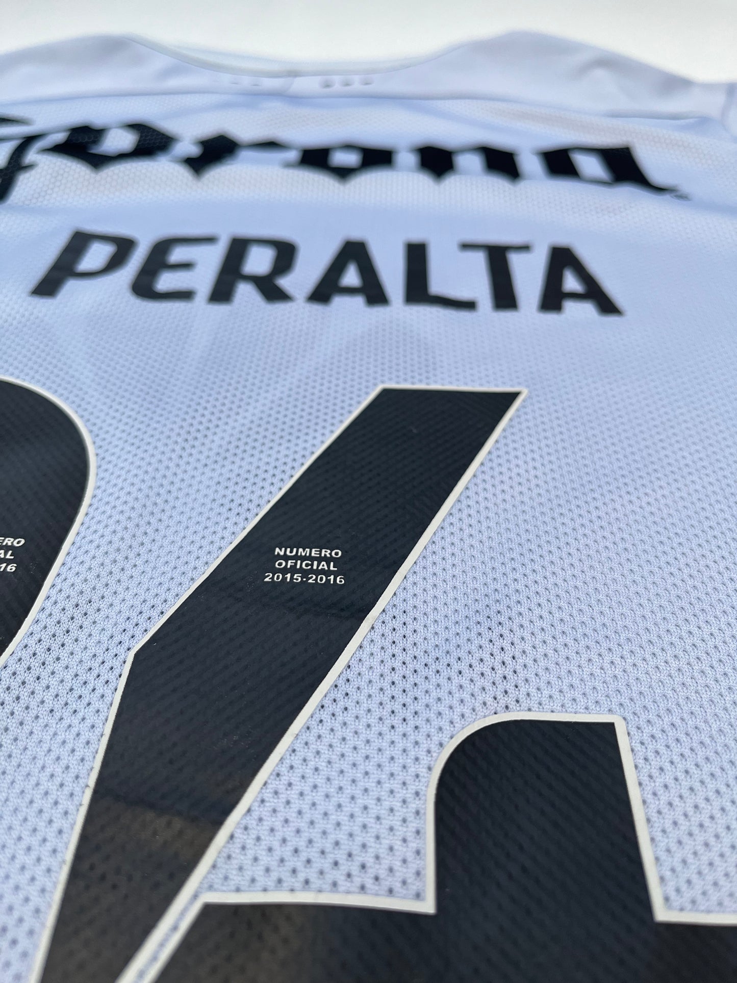 Jersey Club América Tercero 2015 2016 Versión Jugador Oribe Peralta (M)