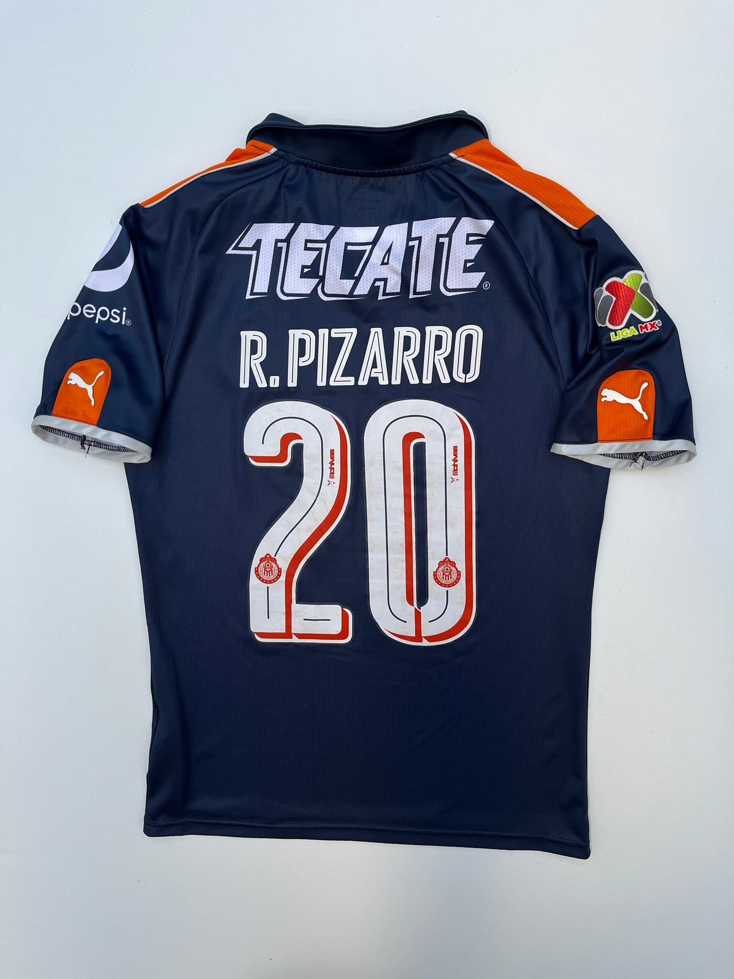 Jersey Chivas Tercera 2016 2017 Versión Jugador Rodolfo Pizarro (M)