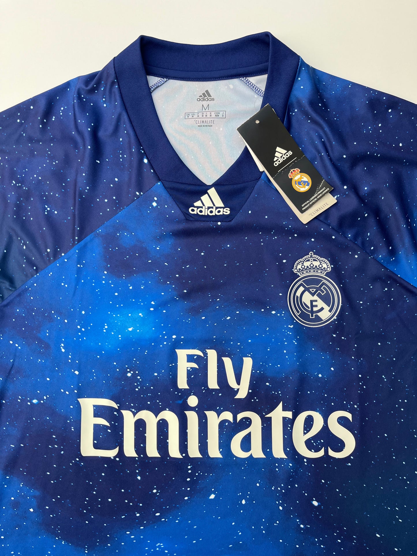 Jersey Real Madrid 2018 Edición Especial EA Sports (M)