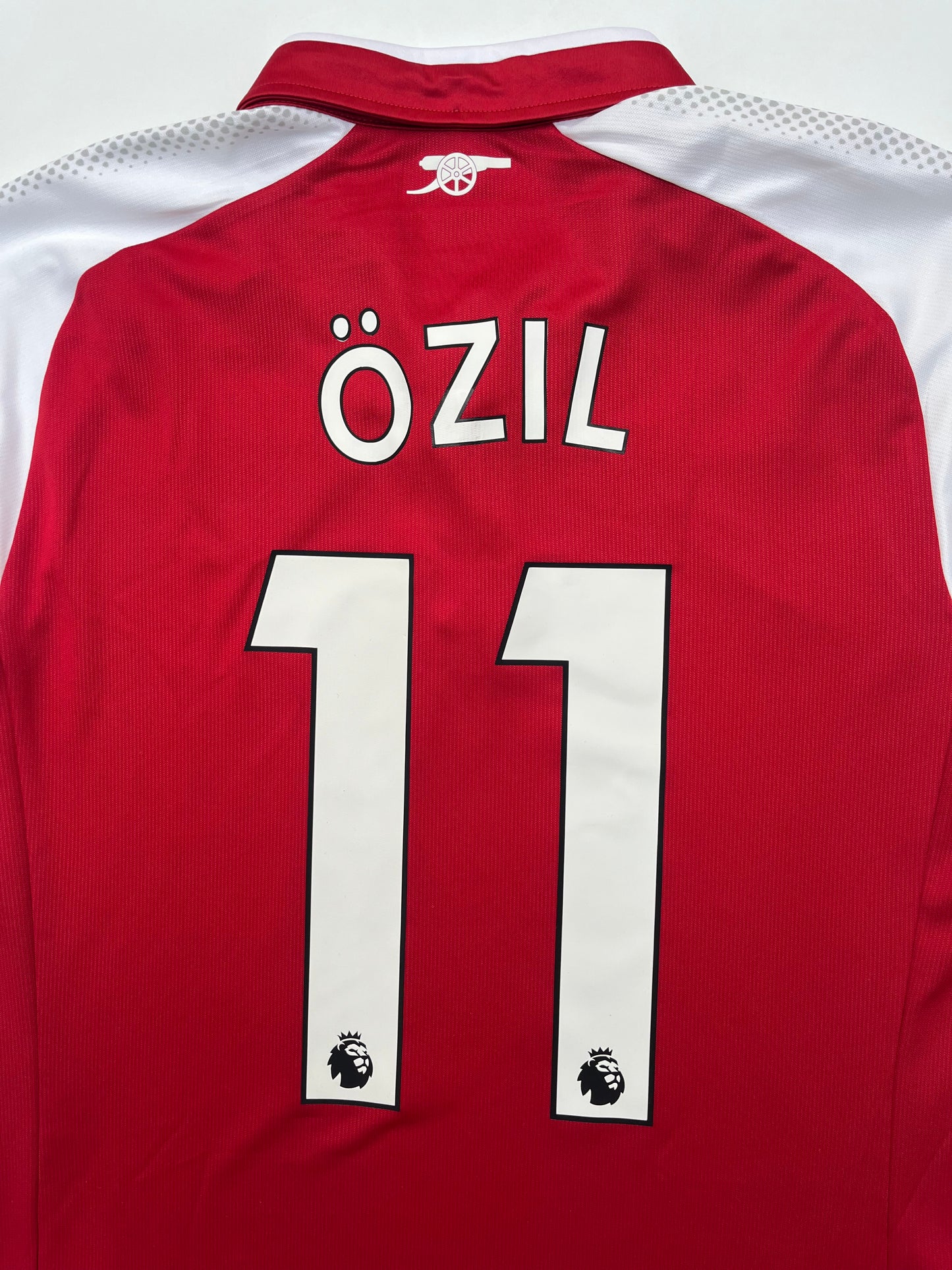 Jersey Arsenal Local 2017 2018 Mesut Özil (S)