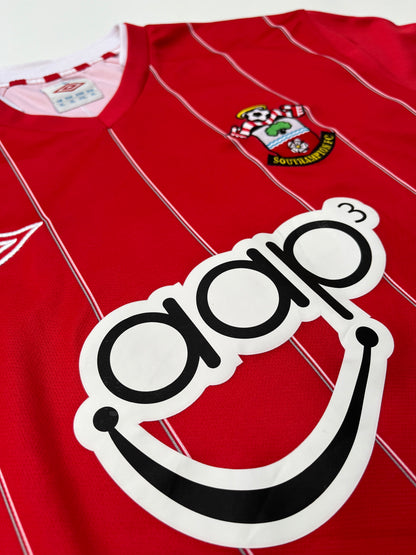 Jersey Southampton Local 2012 2013 Rickie Lambert (XL)