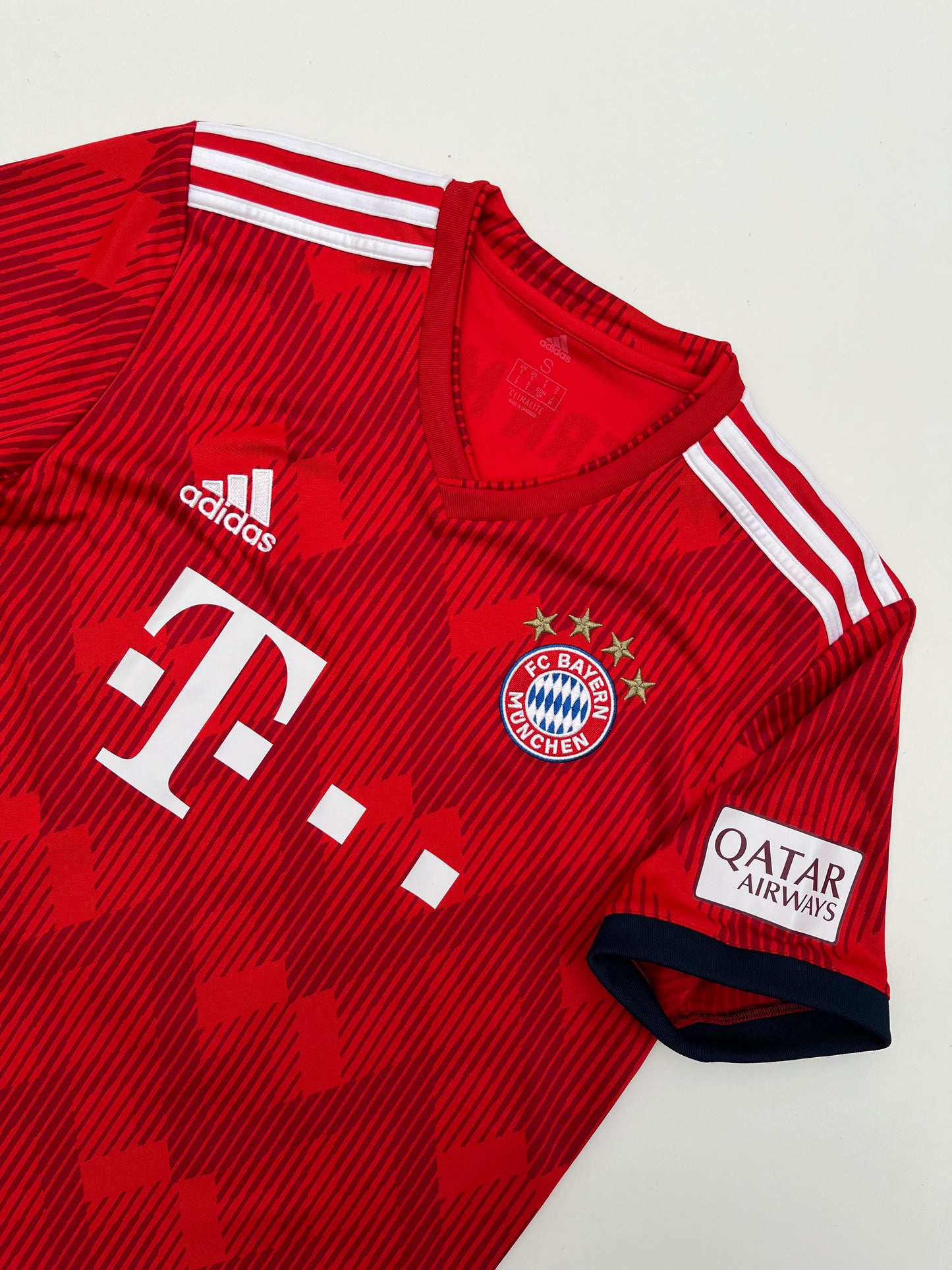 Jersey Bayern Munich Local 2018 2019 Robert Lewandowski (S)