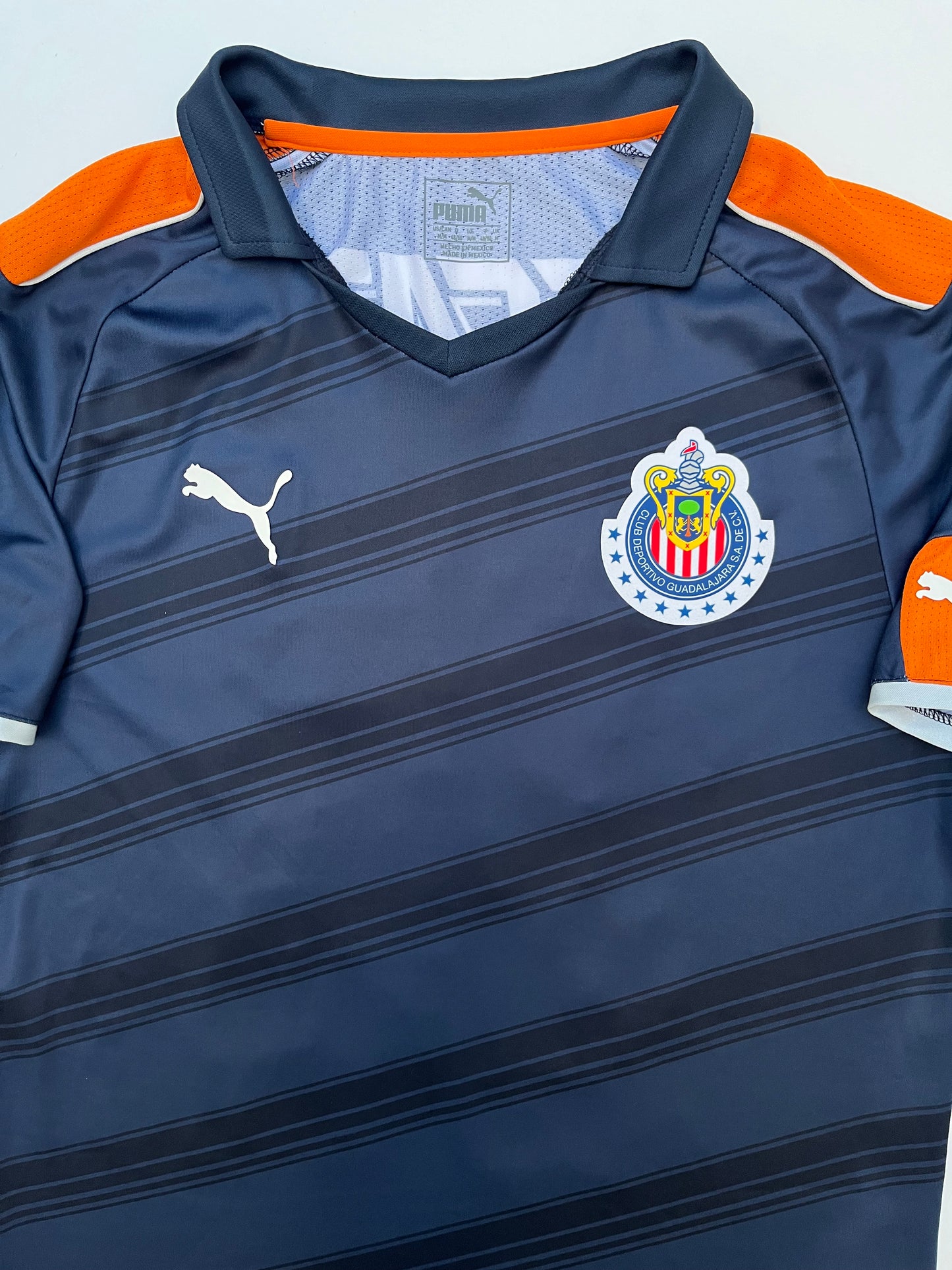 Jersey Chivas Tercera 2016 2017 Versión Jugador Rodolfo Pizarro (M)