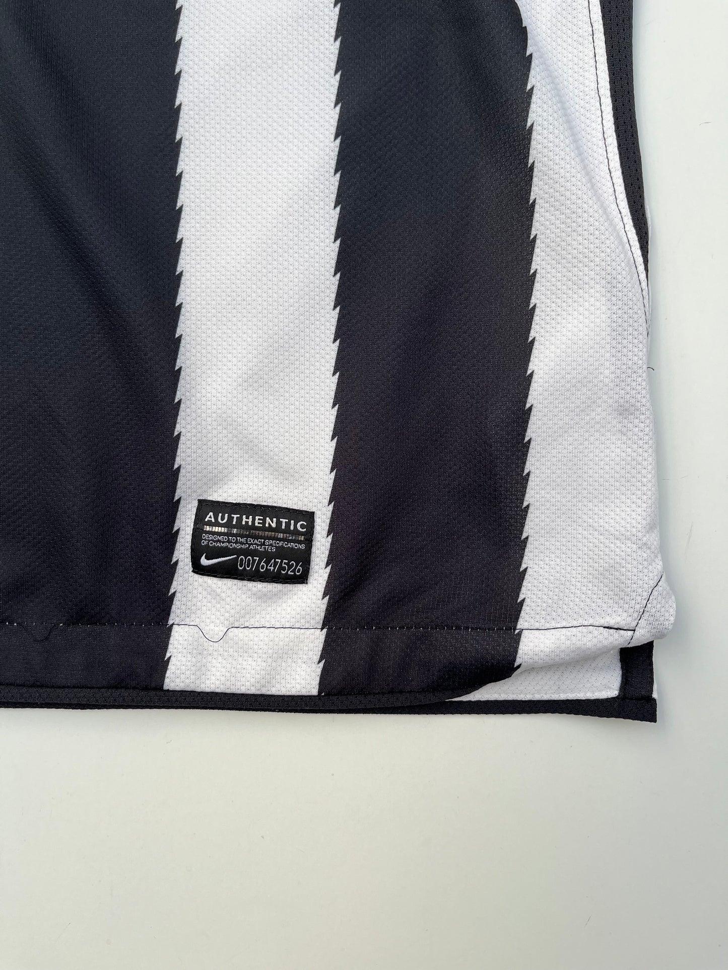 Jersey Juventus Local 2010 2011 (XL)